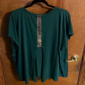 Victoria’s Secret Sport Size XL *first photo is the back of the shirt*